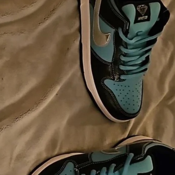 Tiffany x Nike Lowtop Dunks Size 10 - Picture 4 of 4
